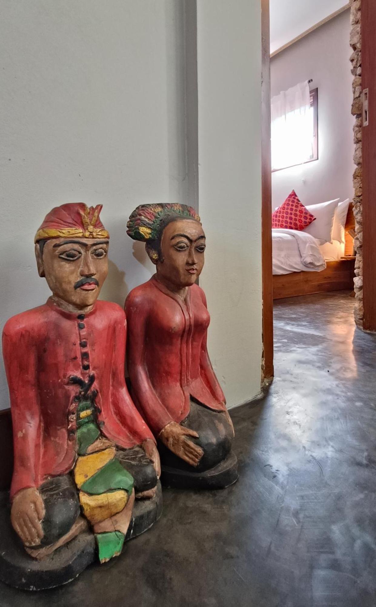 Отель Dalai Tropical Kuta  Экстерьер фото